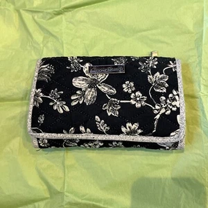 maggie barnes quilted wallet VGUC - Picture 1 of 12