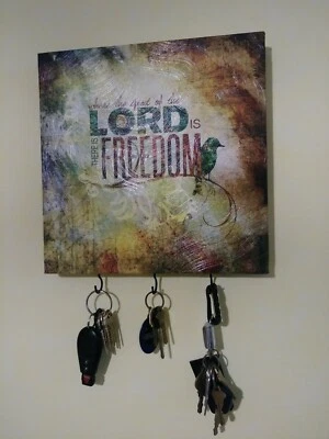 1ea 12x12 Inspirational Wall Decor with 3 key hooks for easy and daily spot..key - Image 1 of 4