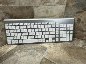 PARTS ONLY-Joyaccess KB2US White Keyboard, Slim, Does Not Work - Picture 1 of 7