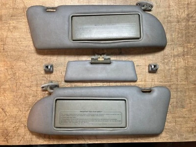 Parasoles originales Mercedes 380SEC 500SEC 560SEC centro izquierdo derecho clips C126 Foto 1 de 4