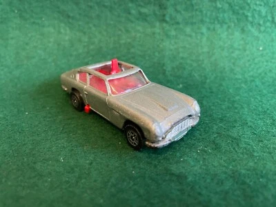 CORGI JAMES BOND ASTON MARTIN DB6 SILVER 1979 1:64 119 - Image 1 of 4