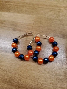 Chicago Bears Perlen Ohrringe Stocking Stuffer Orange und Navy Creolen - Bild 1 von 1