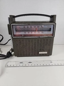 Vintage General Electric, Model No. (7-2818A) FM/AM radio. Tested & Working! - Picture 1 of 12