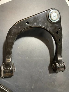 2024 TOYOTA TUNDRA/4WD OEM UPPER CONTROL ARM - Picture 1 of 5