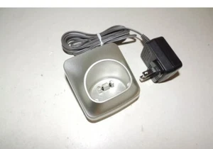 Base Cargador Teléfono Inalámbrico Panasonic PNLC1056 YA Original con CA PNLV233 Probada - Imagen 1 de 2