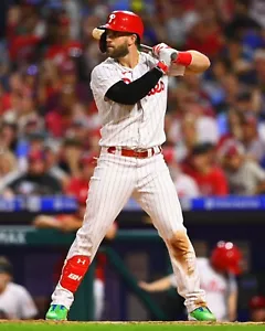 8x10 Photo BRYCE HARPER Philadelphia Phillies - Picture 1 of 1