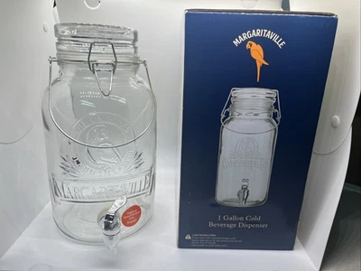 Dispensador de bebidas de vidrio en relieve Margaritaville Jimmy Buffet, 1 galón Foto 1 de 4
