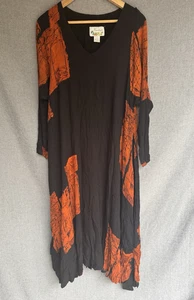 FreeStyle Oversized Maxikleid Krepp Minimalistisch LagenLook OS Abstrakt Schwarz - Bild 1 von 9