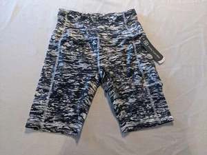 NWT Daisy Fuentes Fit Women’s High Rise Activewear Fitness Shorts Small - Picture 1 of 8