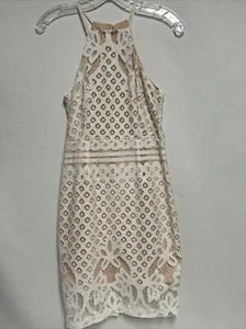 Lulu's Damen S ärmellos Steal A Kiss weiß Spitze Minikleid Braut Cocktail - Bild 1 von 10