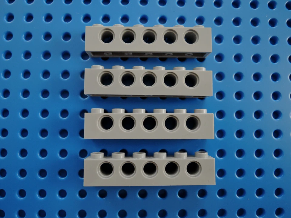 LEGO 4 x Technic Stein 3894 Lochbalken alt hellgrau 1x6 5 Löcher - Bild 1 von 1