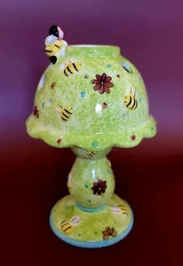 Fairy Light de WCL Pottery, 8,5" de alto con linda abeja en la parte superior, verde abigarrado. - Imagen 1 de 6