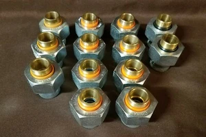 13 Dielectric Unions 1/2" FIP X 1/2" Sweat - Picture 1 of 6