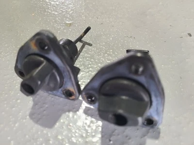 KAWASAKI JET SKI ULTRA 250 260 300 310 150 JUEGO DE TAPONES DE DRENAJE LX 13227-3721-6Z Foto 1 de 4