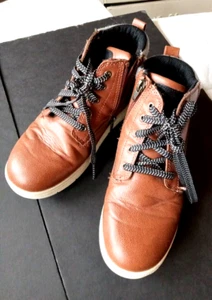 Cat & Jack Hadley Hiking Boots Brown Boy's Size 4 - Rubber sole Lace Up - Picture 1 of 24