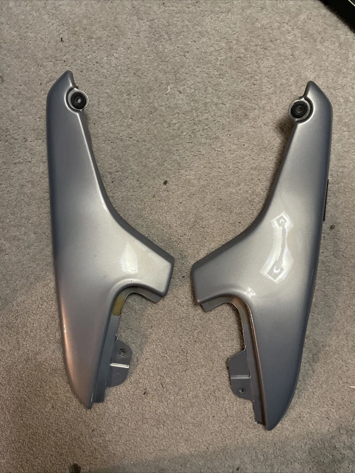 BMW R1200CL 2002-2005 paneles laterales derecho e izquierdo OEM Foto 1 de 4