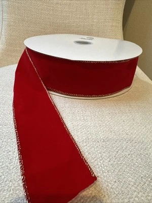 Красная бархатная лента с золотым краем 2 1/2 дюйма проводная рождественская лента - 50 ярдов - Изображение 1 из 4