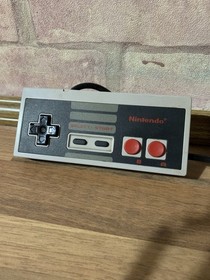 Nintendo NES Vintage Controller