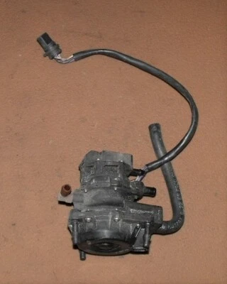 Johnson 50 HP 2 Stroke VRO Pump ASSY PN 0435559 Fits 1991-2005 - Image 1 of 2