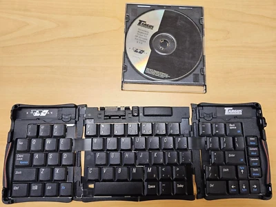 Targus Stowaway Portable Keyboard PA 820 for HP 560 series Handheld Pocket PC - Image 1 of 2