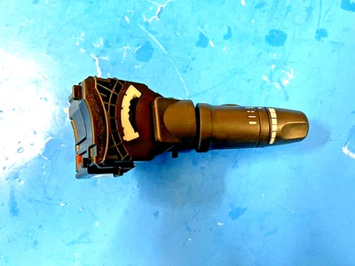 2002 TO 2004 GENUINE INFINITI I35 WINDSHIELD WIPER CONTROL SWITCH OEM 252605Y700 - Image 1 of 4