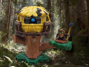 Hasbro Galactic Heroes Star Wars Endor Adventure Wicket Ewok Spielset komplett - Bild 1 von 8