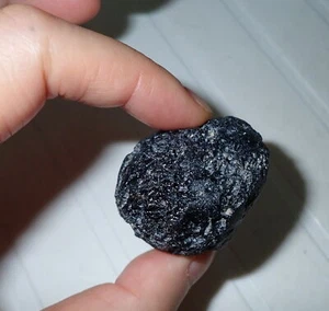 Black Indochinite Tektite Stone 40 gram 42x33x20 mm - Picture 1 of 9