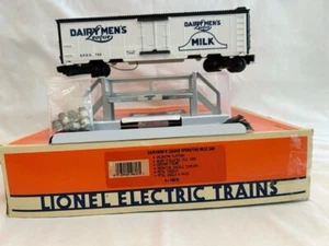 LIONEL6-19818 #1 Dairyman's League oper. Milk Car-w-platform&milk cans - Picture 1 of 1