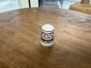 Franklin Mint Village Shop Limited Edition Thimble - Fry’s Chocolate - Mint - Picture 1 of 3