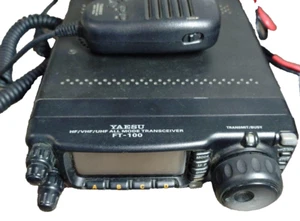 Yaesu FT-100D HF / VHF / UHF All Mode Działający Potwierdzony - Zdjęcie 1 z 6