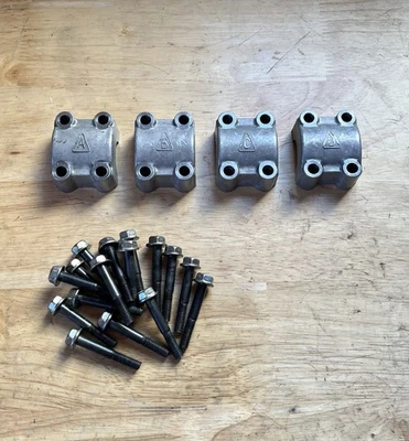 Колпаки подшипников распределительного вала двигателя мотоцикла 1977-1983 Suzuki GS550 GS 550L OEM✅ - Изображение 1 из 4