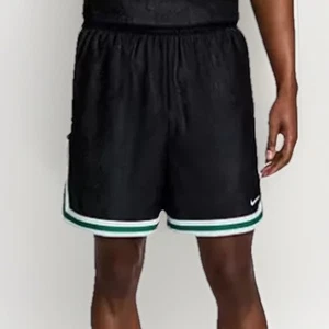 Nike Giannis Men’s Dri-FIT DNA 6" Basketball Shorts, Color: Black, Size Medium - Picture 1 of 3