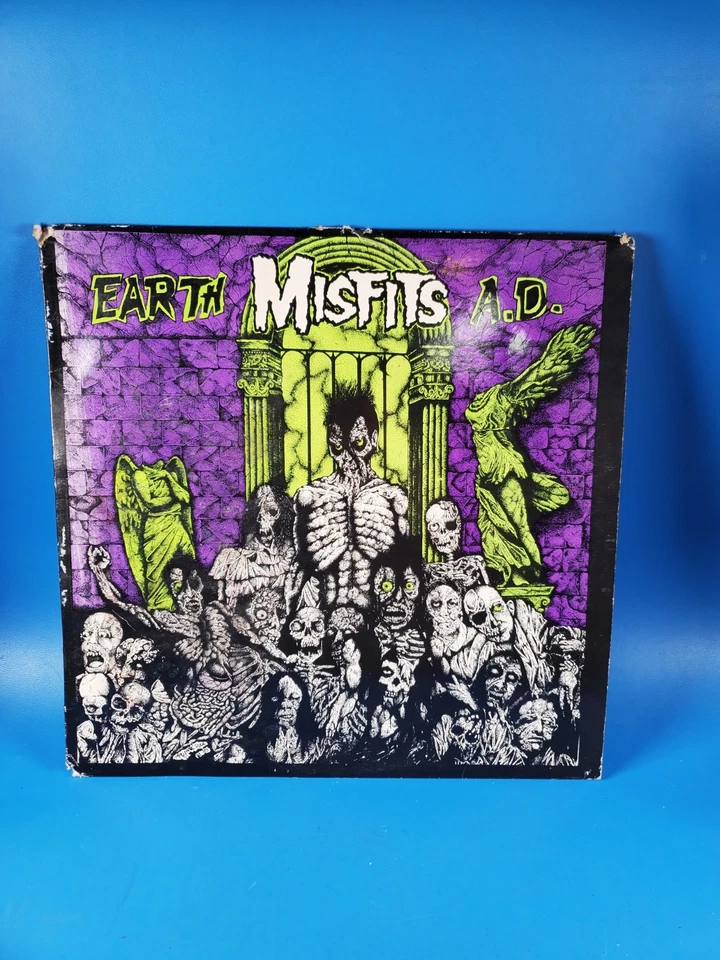 Misfits Earth A.D. Wolfs Blood LP Plan 9 1983  Purple  Samhain Danzig 1st Press  - Image 1 of 4