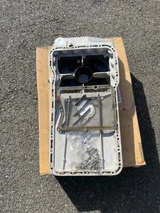  PORSCHE 928  , ENGINE  OIL  PAN  , OEM , 9281012019R w/screen and baffle! - Bild 1 von 5