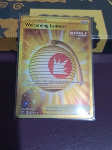 Linterna de bienvenida - Chilling Reign 230/198 Gold Secret Rara tarjeta de Pokémon - COMO NUEVA - Imagen 1 de 2