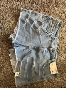 New W/ Tags Arizona Jeans Women’s Midi Cut Off Denim Mid Rise Shorts Size 17 NWT - Picture 1 of 5