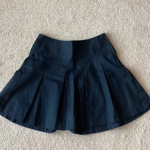 GAP KIDS GIRLS NAVY PLEATED SKIRT, 12, SIDE ZIP, COTTON - Picture 1 of 2