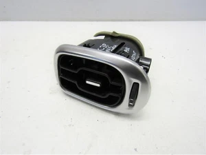 CITROEN C3 PICASSO 2009-17 NEARSIDE/PASSENGER FRONT AIR VENT 9682570377 #0747V - Bild 1 von 6