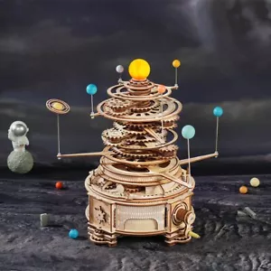 Robotime 3D Wooden Puzzle Rotatable Mechanical Orrery DIY Wooden Model Kits Gift - Foto 1 di 11