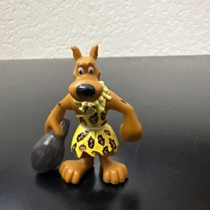 FIGURA DE PVC CHARTER LTD 2010 SCOOBY DOO COMPAÑEROS MISTERIOSOS EDAD DE PIEDRA SCOOBY CAVEMAN - Imagen 1 de 6