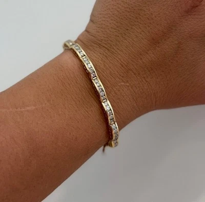 Elegante Brazalete Tenis Diamantes Oro Amarillo 14K - Brillo Clásico y Atemporal Foto 1 de 4