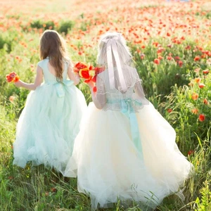 Women’s Double Layer Wedding Veil with Bowknot Elegant Tulle Design - Bild 1 von 10