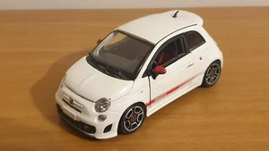 Modellino FIAT 500 ABARTH Bburago Burago scala 1/24 colore bianco - Foto 1 di 6