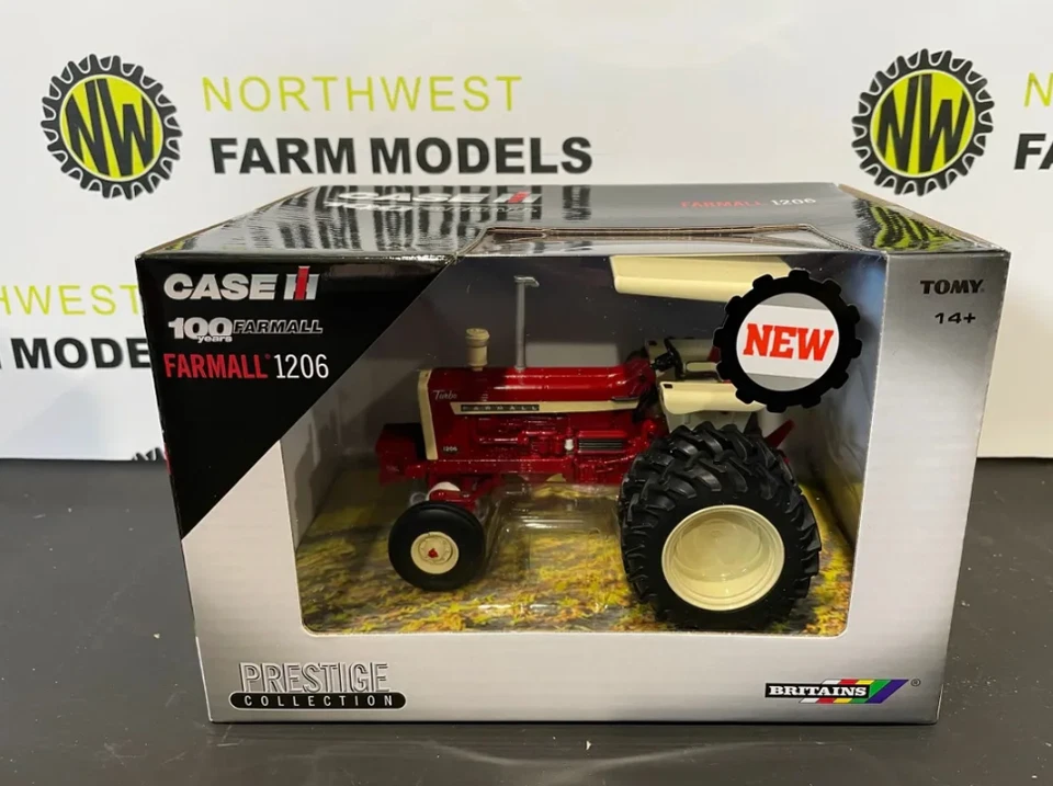 BRITAINS 43363 1:32 SCALE CASE IH FARMALL 1206 - Image 1 of 1