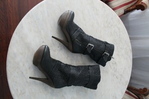 elizabeth and james boots