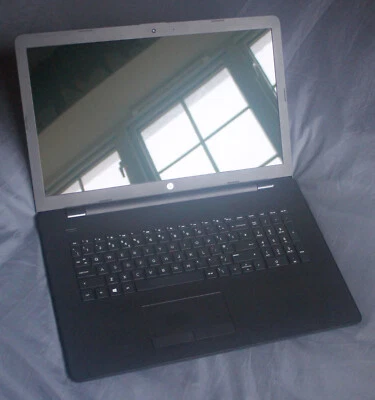 HP 17-ak014na Black 17.3" Laptop AMD A6-9220 2.50GHz 1TB HDD 12GB RAM HD+ Win 10 - Image 1 of 4