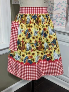 KITCHEN APRON w/POCKET hm w/ROOSTERS-HENS-SUNFLOWERS print/Red Gingham Trims NEW - Picture 1 of 11