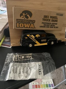 Ertl 1951 Die-Cast Iowa Hawkeye Panel Truck Bank - Picture 1 of 7