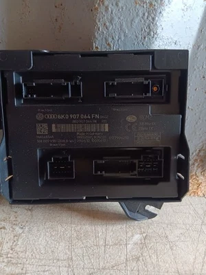 Módulo de control de confort BCM Audi A4, S4, A5, Q5 2009-2016 Foto 1 de 3