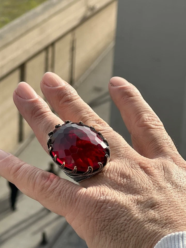 Anillo grande de piedra rubí hecha a mano para hombre 925 Foto 1 de 4